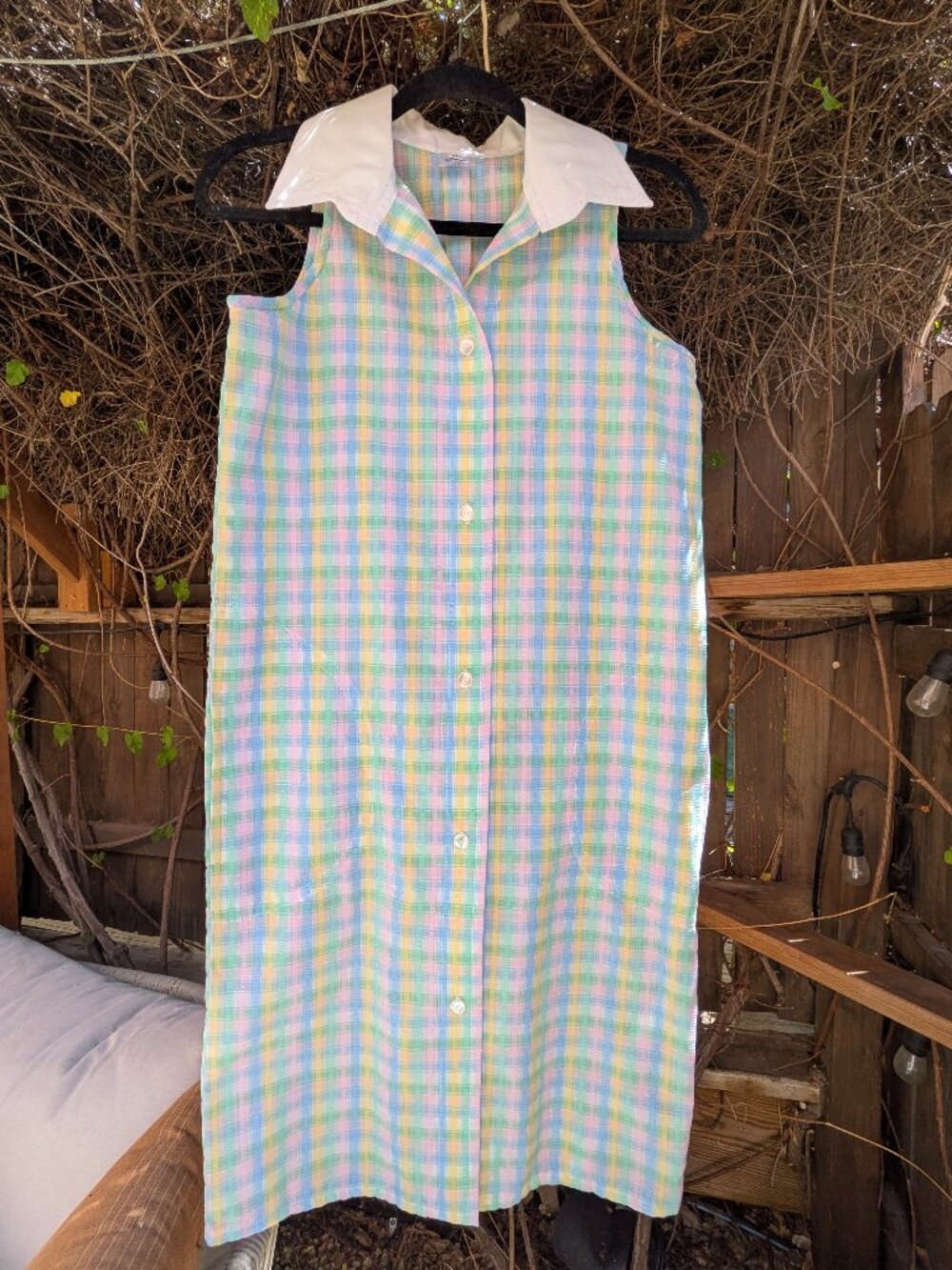 Vintage 1960s Sleeveless House Dress